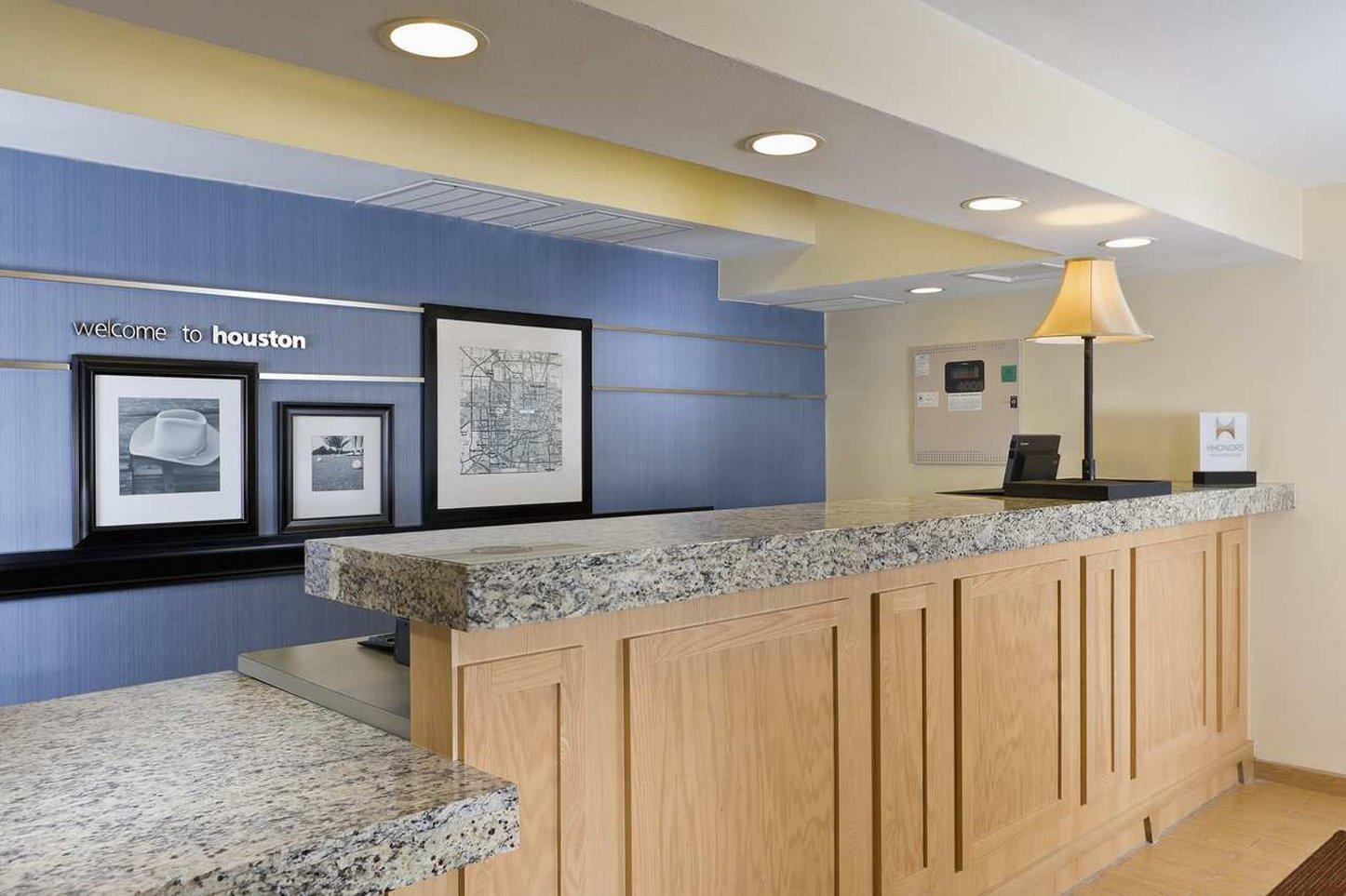 Hampton Willowbrook Mall Hotel 3*