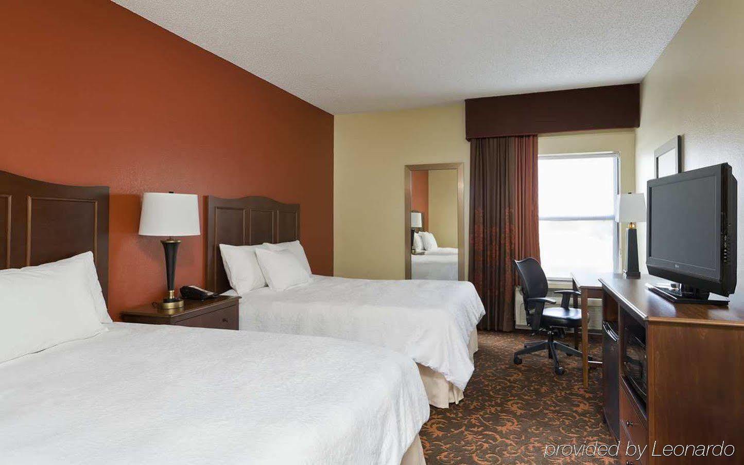 Hampton Willowbrook Mall Hotel