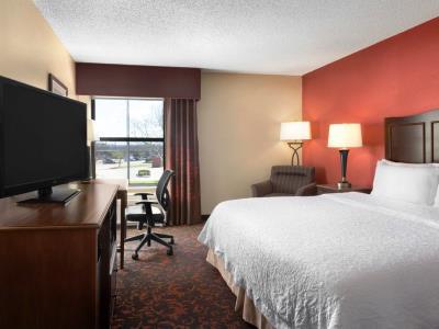 Hampton Willowbrook Mall Hotel 3*